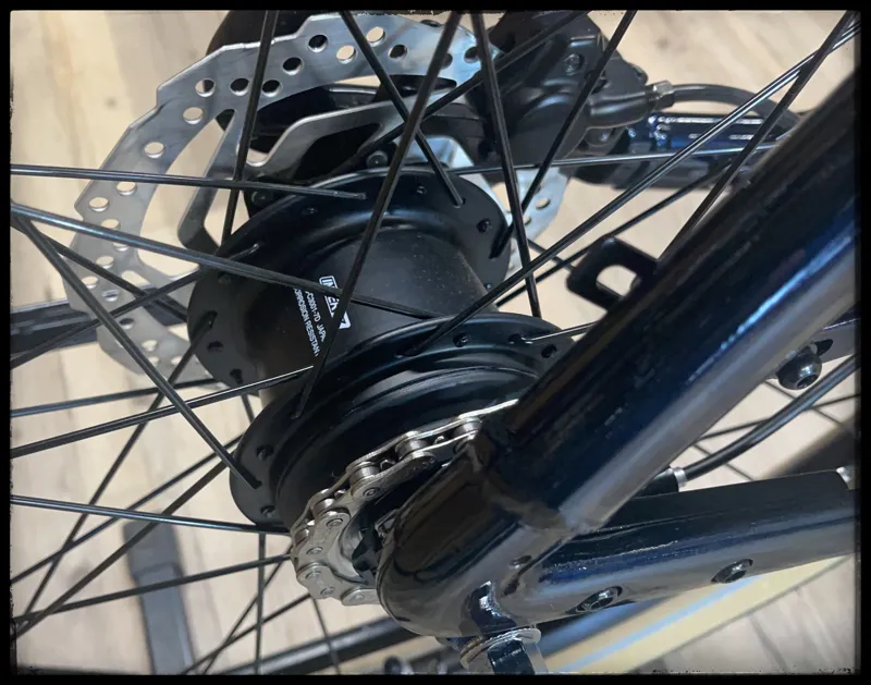 Momentum Transend E+ GTS 25km/h Large Ink 2022-1